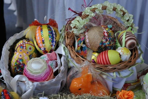 Two Easter baskets full of colourful eggs